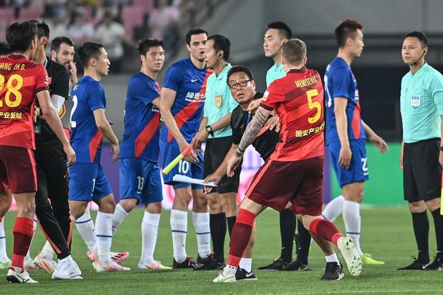 阿森纳、维拉和纽卡关注托雷斯 球员态度更重要